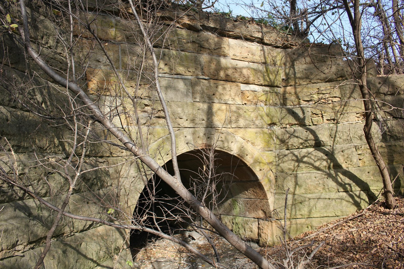 Main span